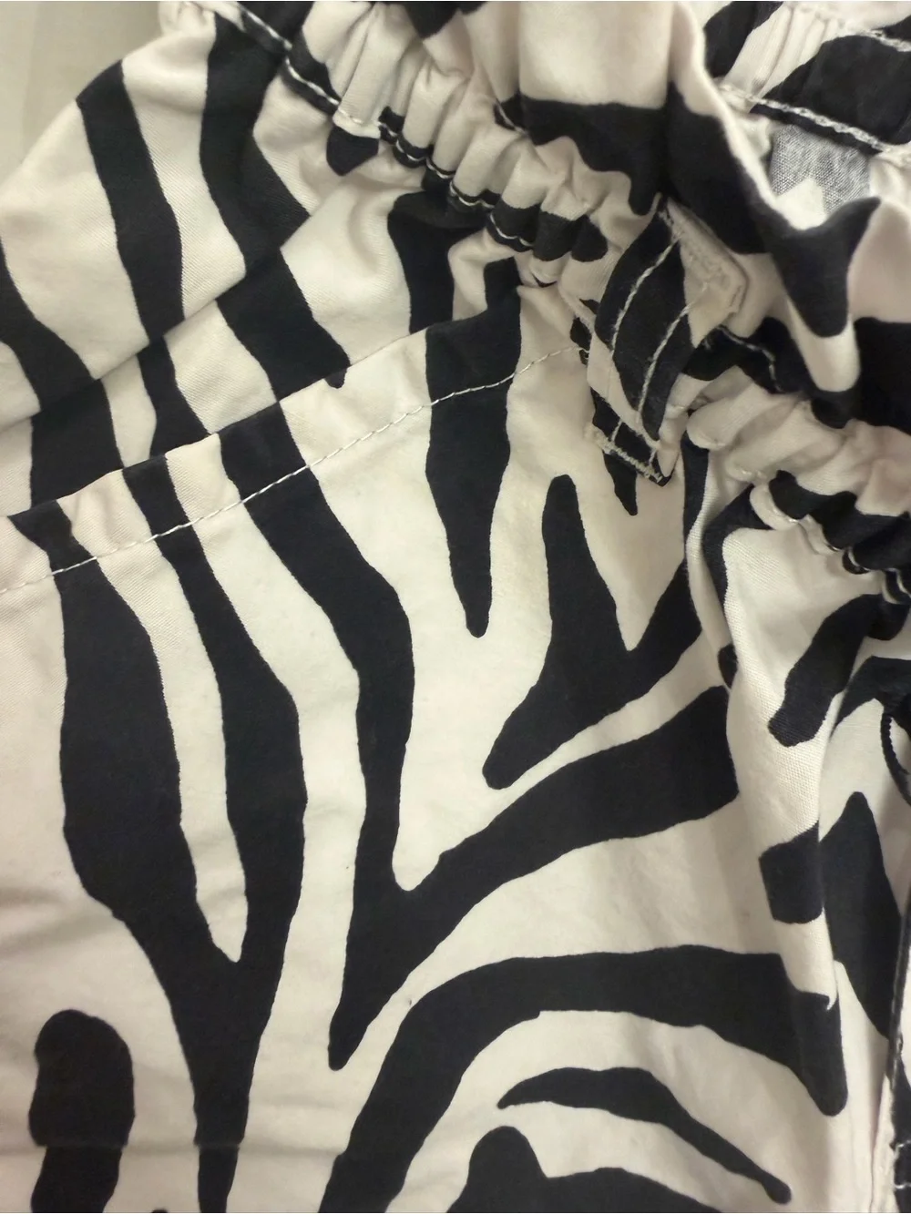 Zebra Print girls Gymboree size  7 Casual Shorts - Black & White